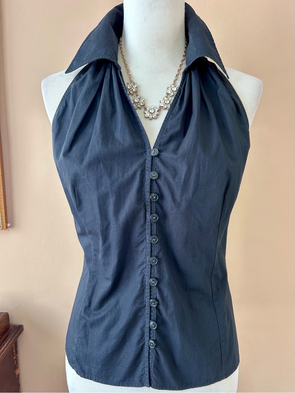 Anne Fontaine Black Sleeveless Blouse Button Front Halter Top Point Collar 42